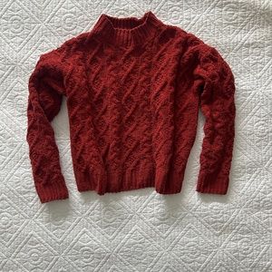 Cropped chunky sweater